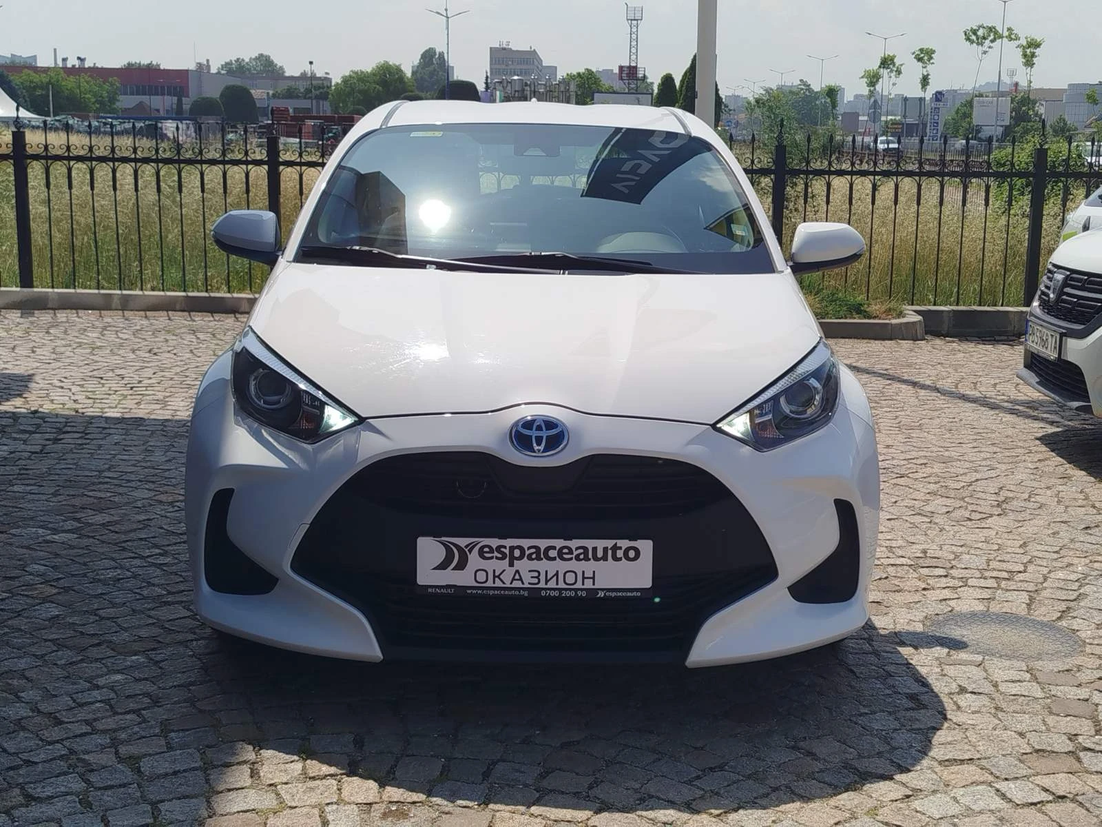 Toyota Yaris 1.5 Hybrid 116 к.с, снимка 2 - Автомобили и джипове - 54760754