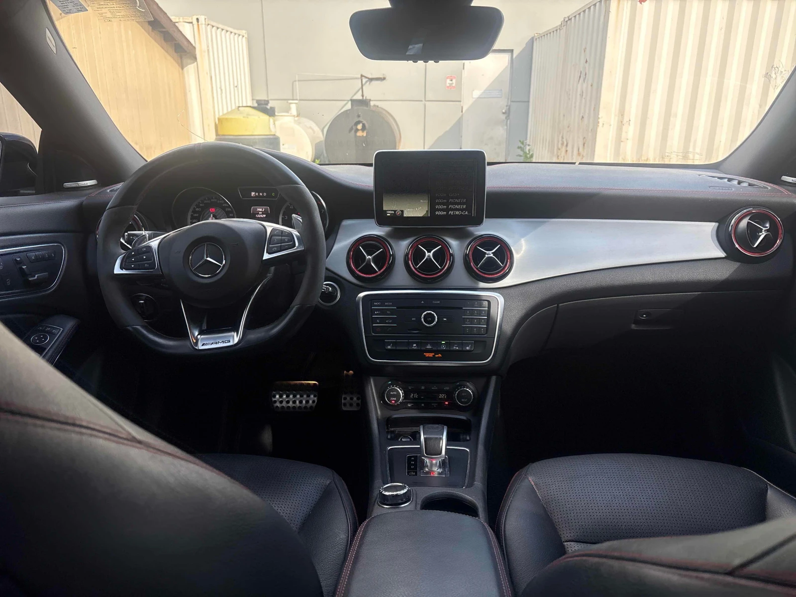 Mercedes-Benz CLA 45 AMG, снимка 7 - Автомобили и джипове - 55043751