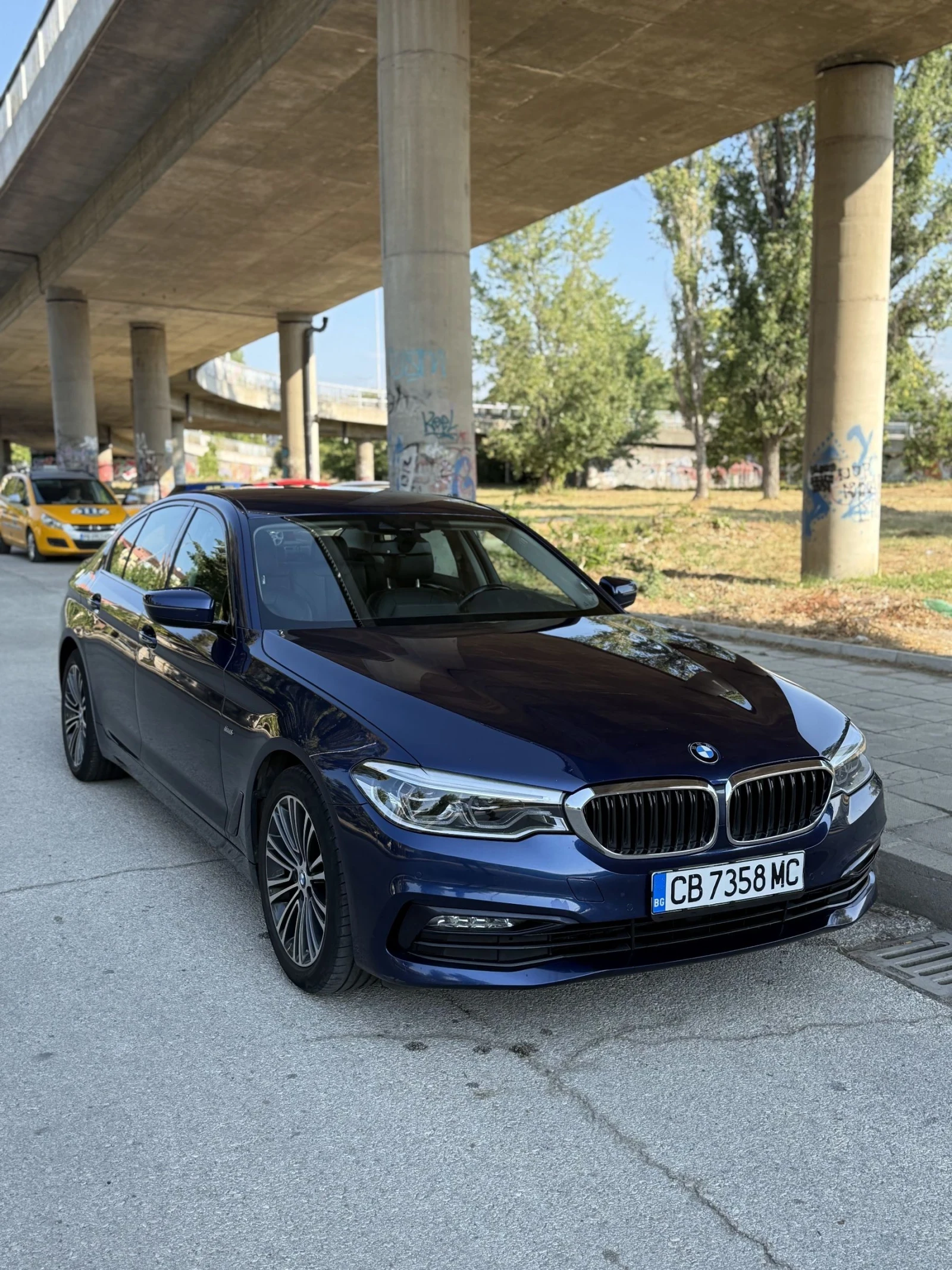 BMW 520 X drive , снимка 2 - Автомобили и джипове - 55066044