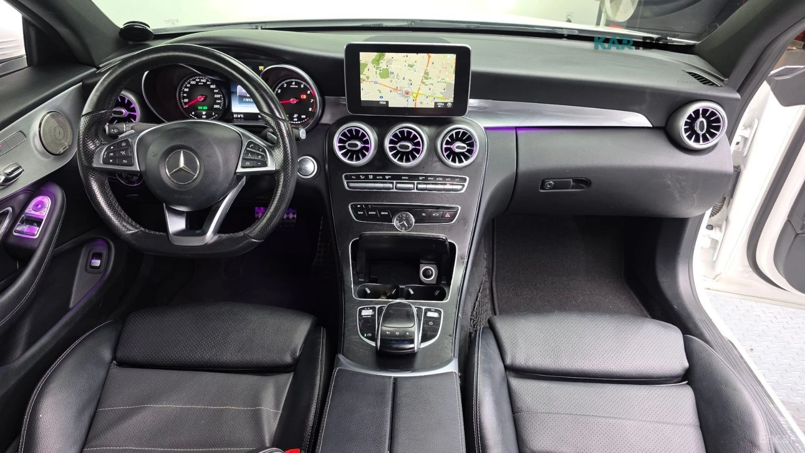 Mercedes-Benz C 200 ПОДГРЕВ* КАМЕРА* HEADUP* KEYLESS* ШИБИДАХ* , снимка 5 - Автомобили и джипове - 55414742