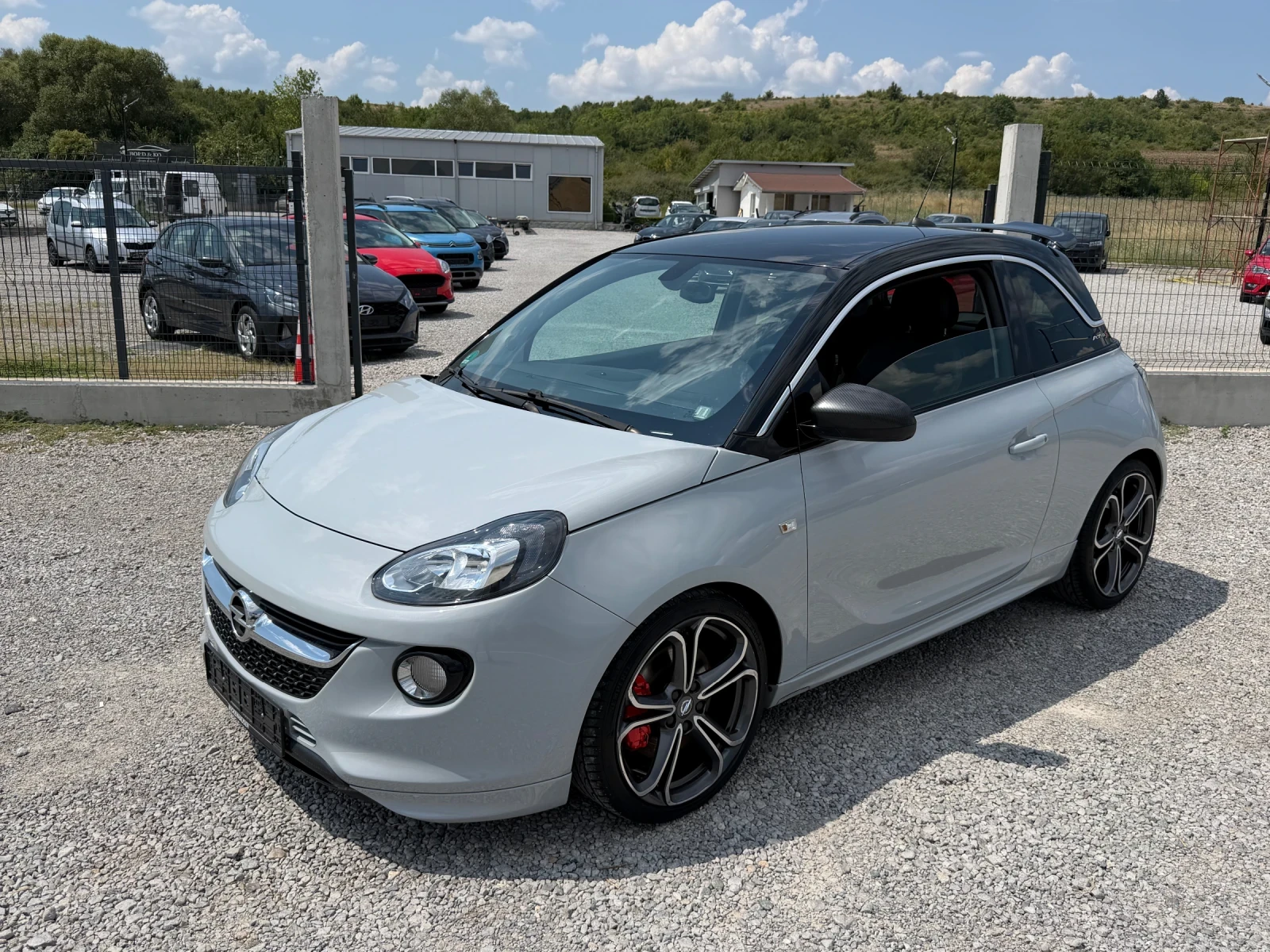 Opel Adam S 1.4 TURBO 150HP NAVI SERVICE BOOK EURO 6 TUV, снимка 2 - Автомобили и джипове - 55601818