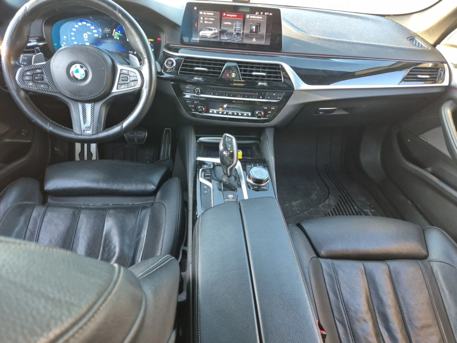 BMW 550 M* xDrive* Premium* Цена до България & АвтоКредит, снимка 9 - Автомобили и джипове - 56233958