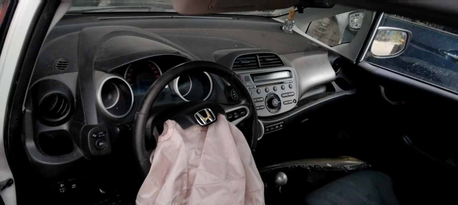 Honda Jazz 1.3, снимка 6 - Автомобили и джипове - 56691896