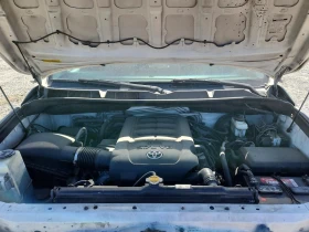 Toyota Sequoia PLATINUM 4WD| 5.7L V8 - 13200 € / 25816.96 лв. - 46198186 12