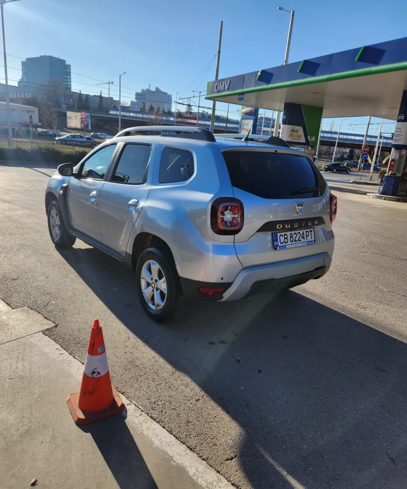 Dacia Duster, снимка 13 - Автомобили и джипове - 49590012