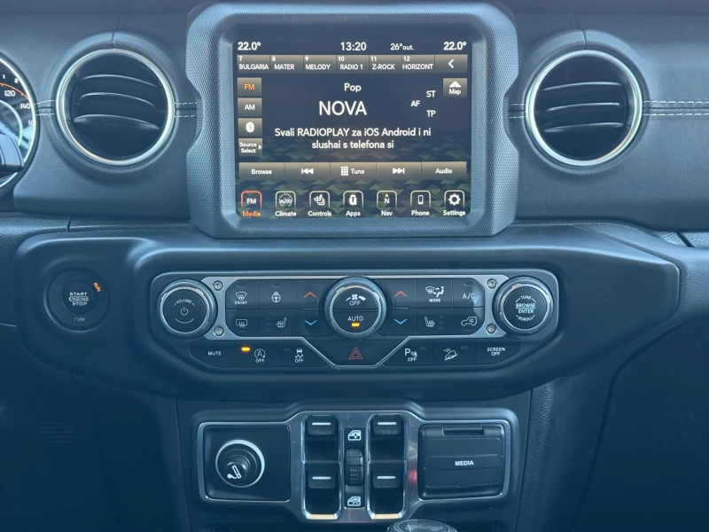 Jeep Wrangler 2.О* UNLIMITED* OVERLAND* LED* CAMERA* DISTR* KEYL, снимка 13 - Автомобили и джипове - 50894862