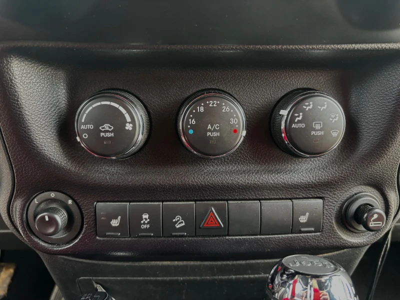 Jeep Wrangler RUBICON, снимка 11 - Автомобили и джипове - 53391498