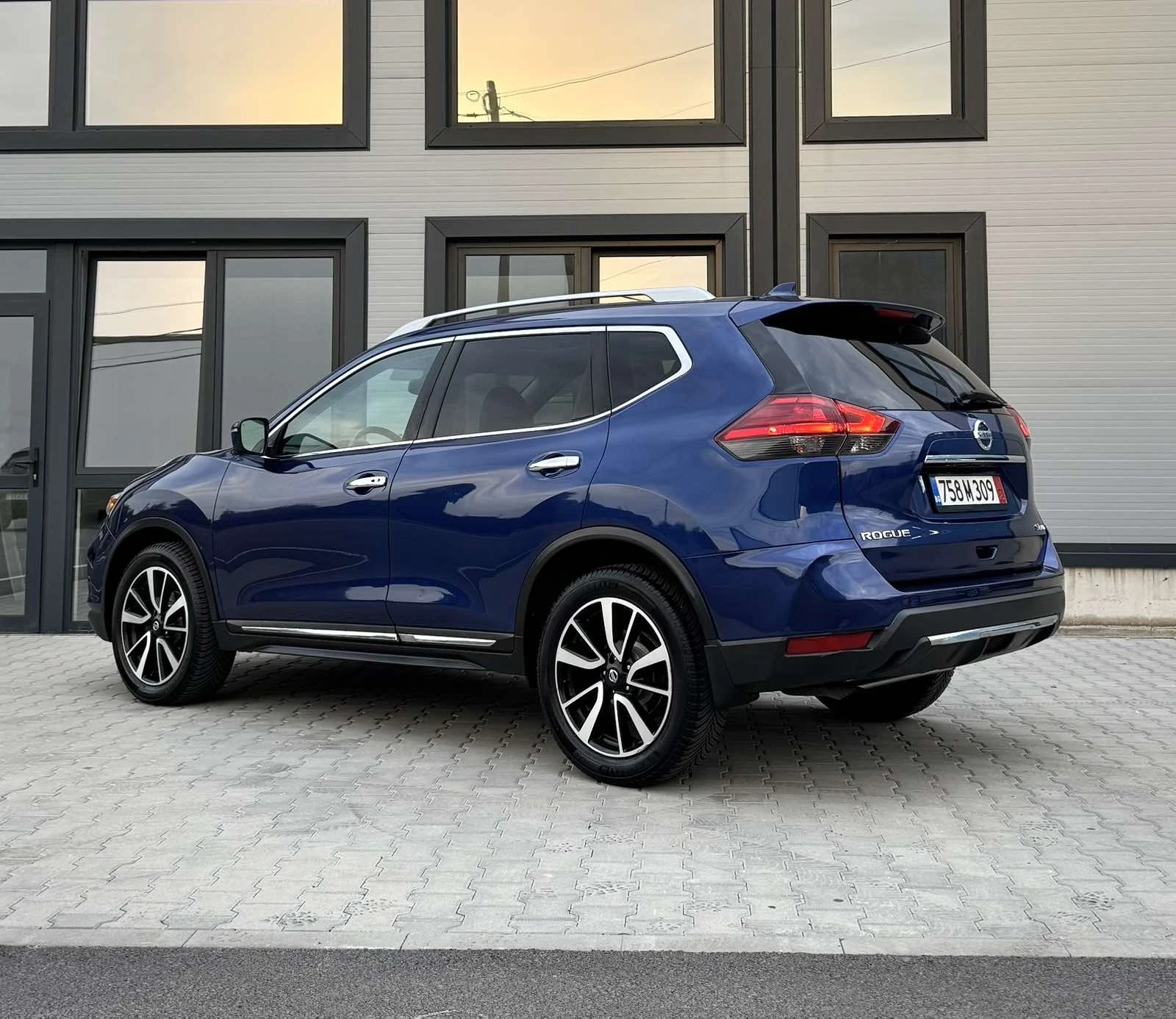 Nissan Rogue SL AWD FACELIFT FULL | Mobile.bg   4