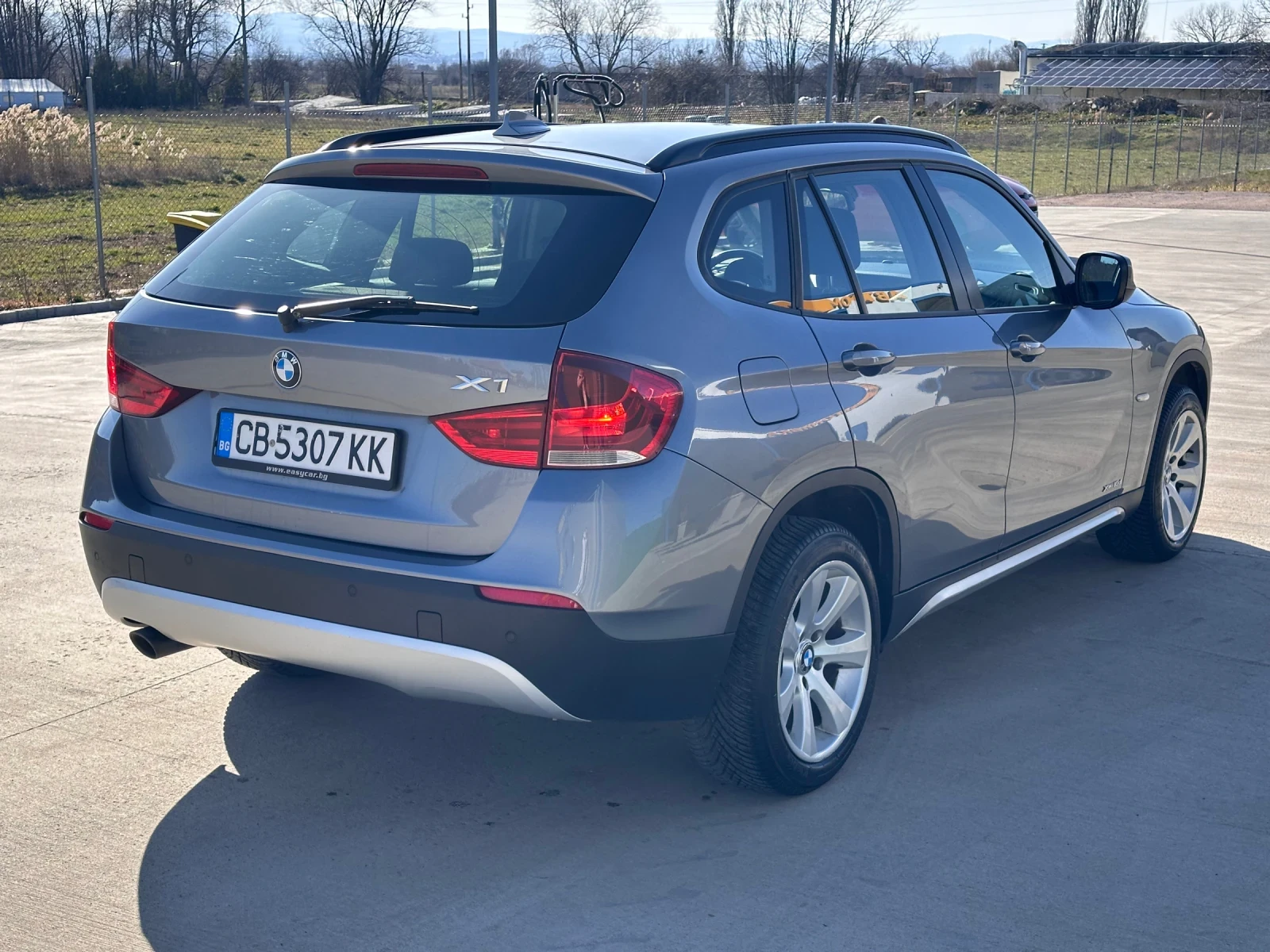 BMW X1 xDrive18d* Auto, снимка 4 - Автомобили и джипове - 53670171