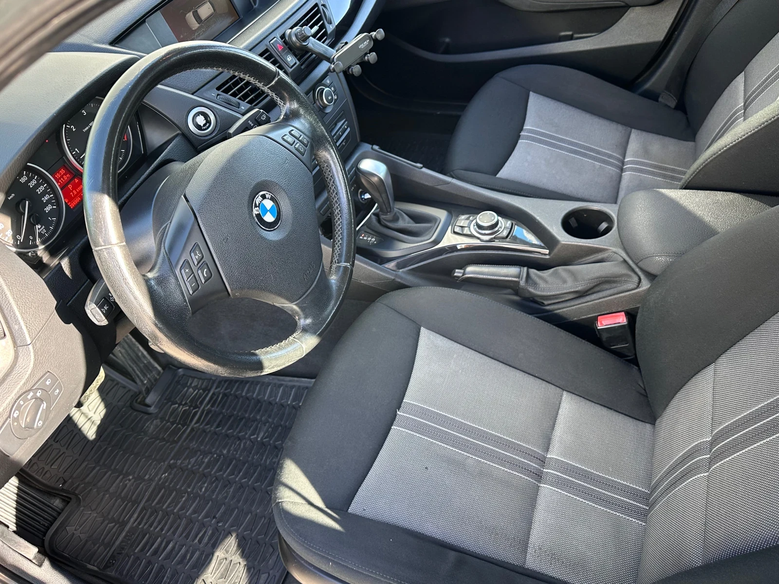 BMW X1 xDrive18d* Auto, снимка 6 - Автомобили и джипове - 53670171