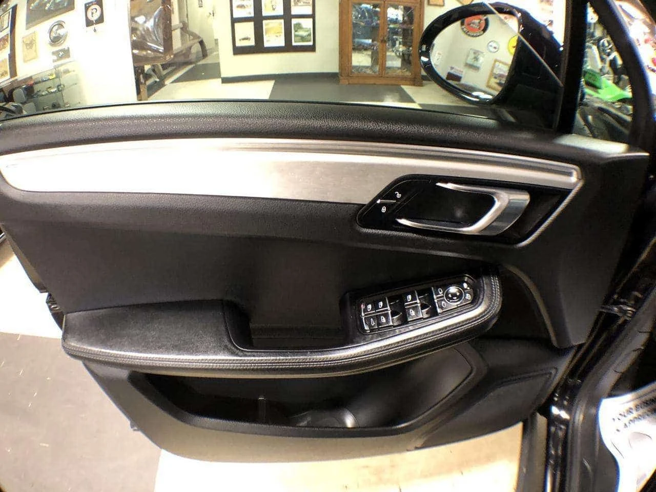Porsche Macan * AWD AUTO LEATHER PAN/ROOF B/SPOT BACKUP CAMERA *, снимка 15 - Автомобили и джипове - 54783840