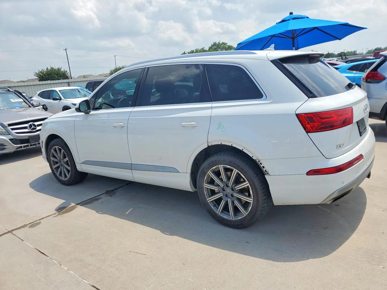Audi Q7 2.0l Premium Plus, снимка 2 - Автомобили и джипове - 55093985