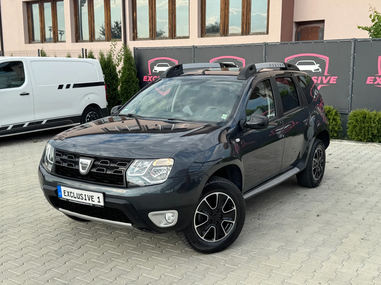 Dacia Duster 1.2i CAMERA NAVI EURO-6