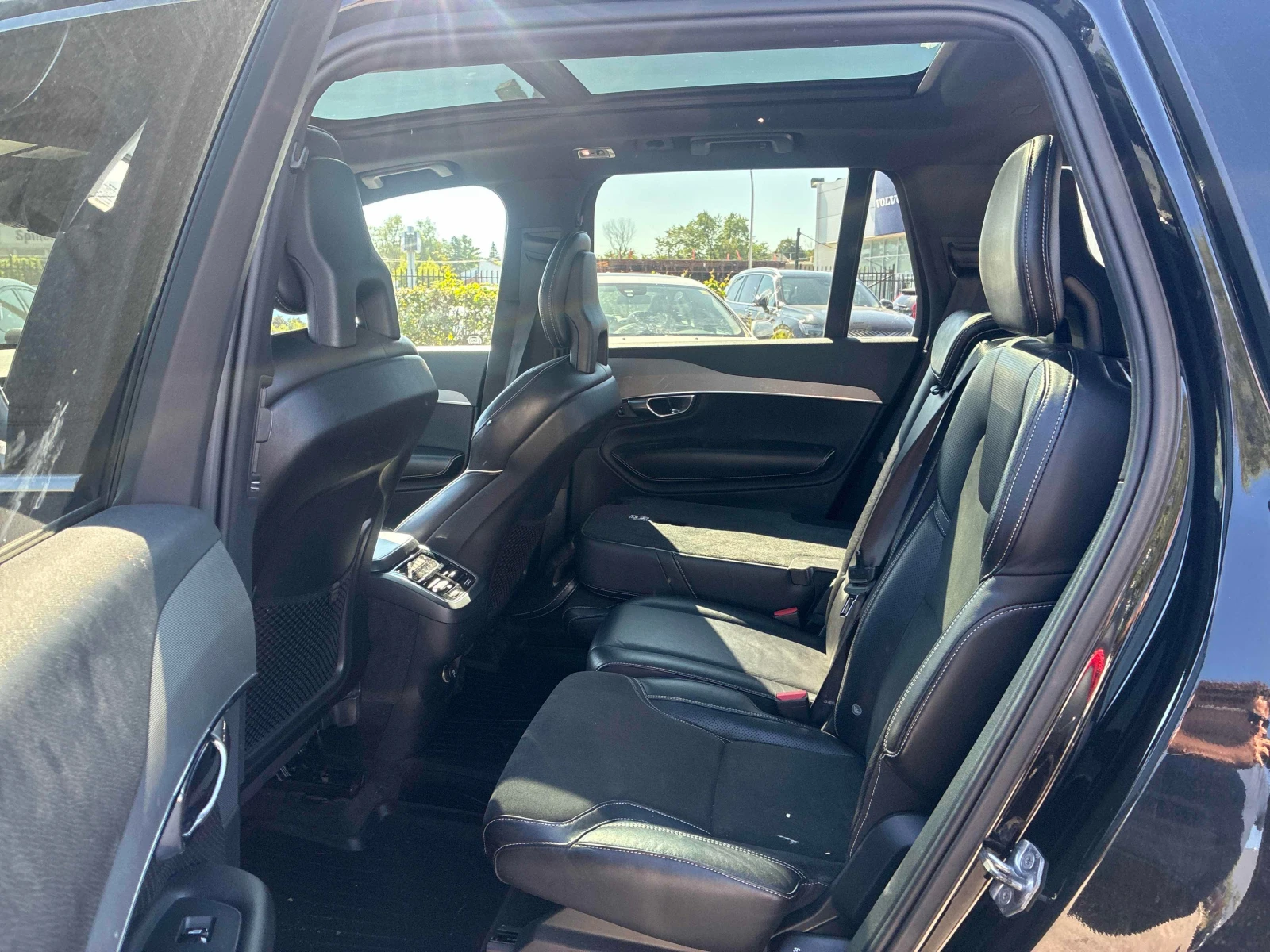 Volvo Xc90 * T6 R Design * CARFAX * ЦЕНА ДО БГ, снимка 10 - Автомобили и джипове - 55925172