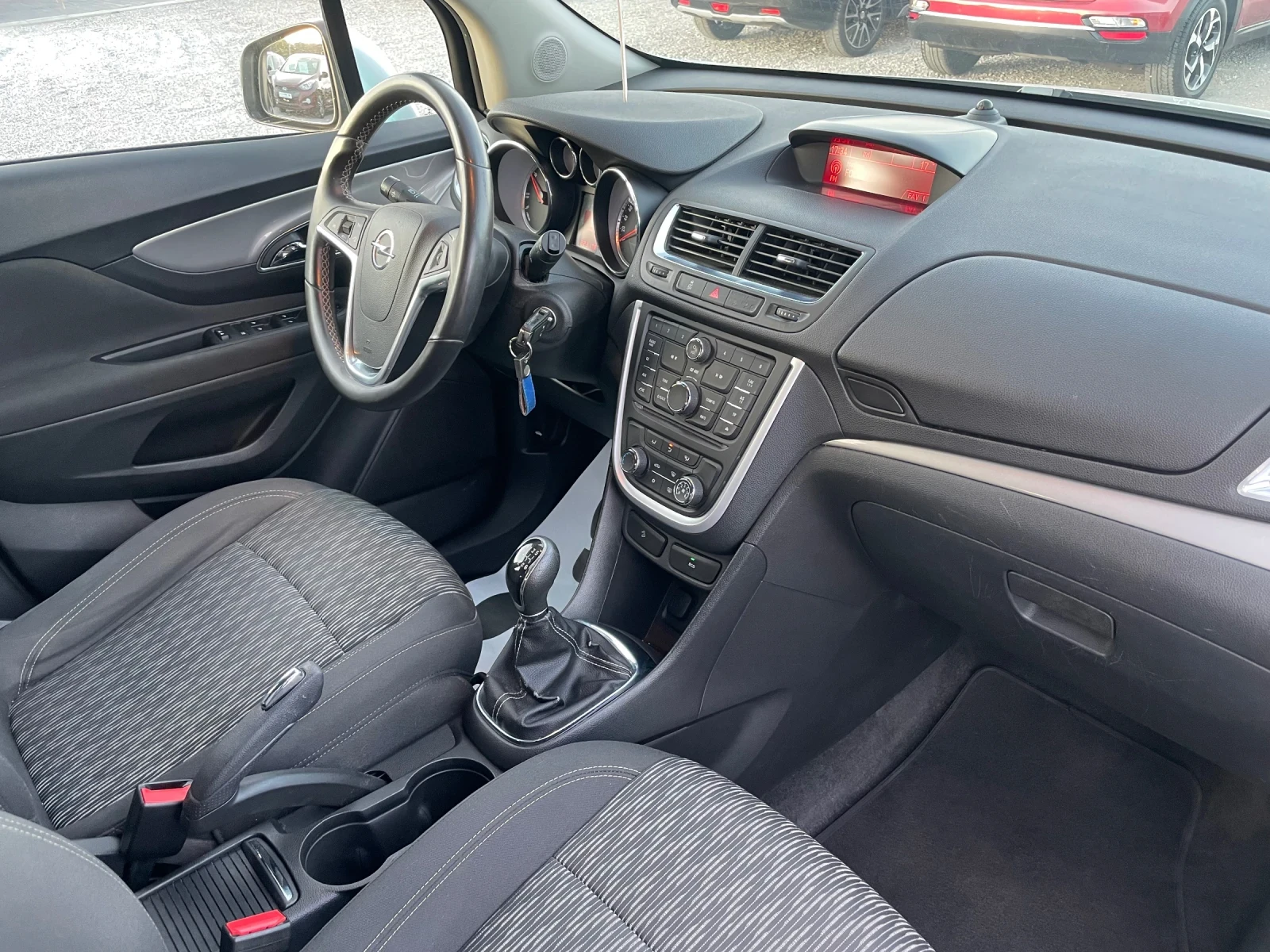 Opel Mokka 1.7CDTI EURO5, снимка 10 - Автомобили и джипове - 56331927