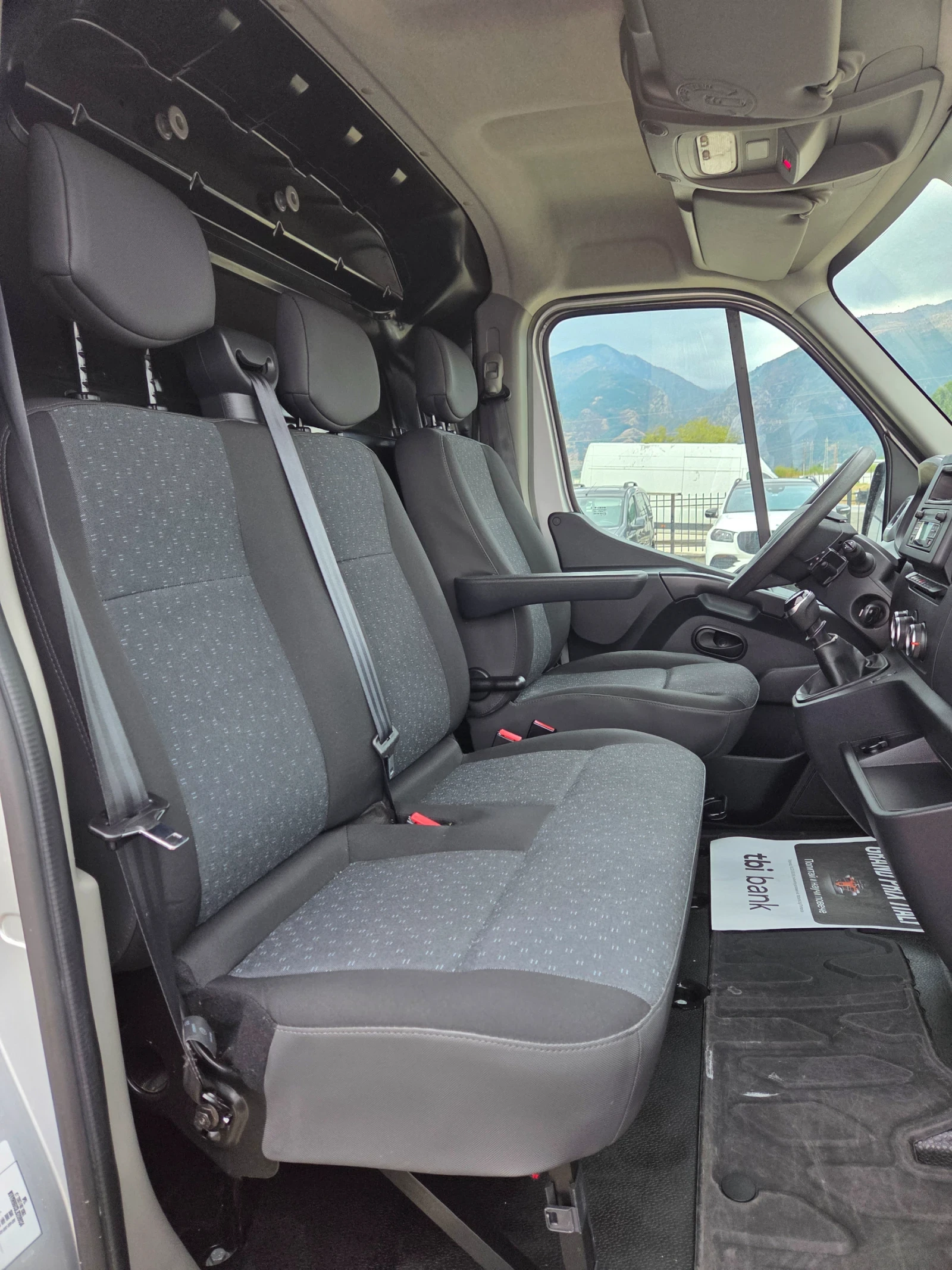 Opel Movano 2.3D климатик топ 2-броя, снимка 12 - Бусове и автобуси - 56274577
