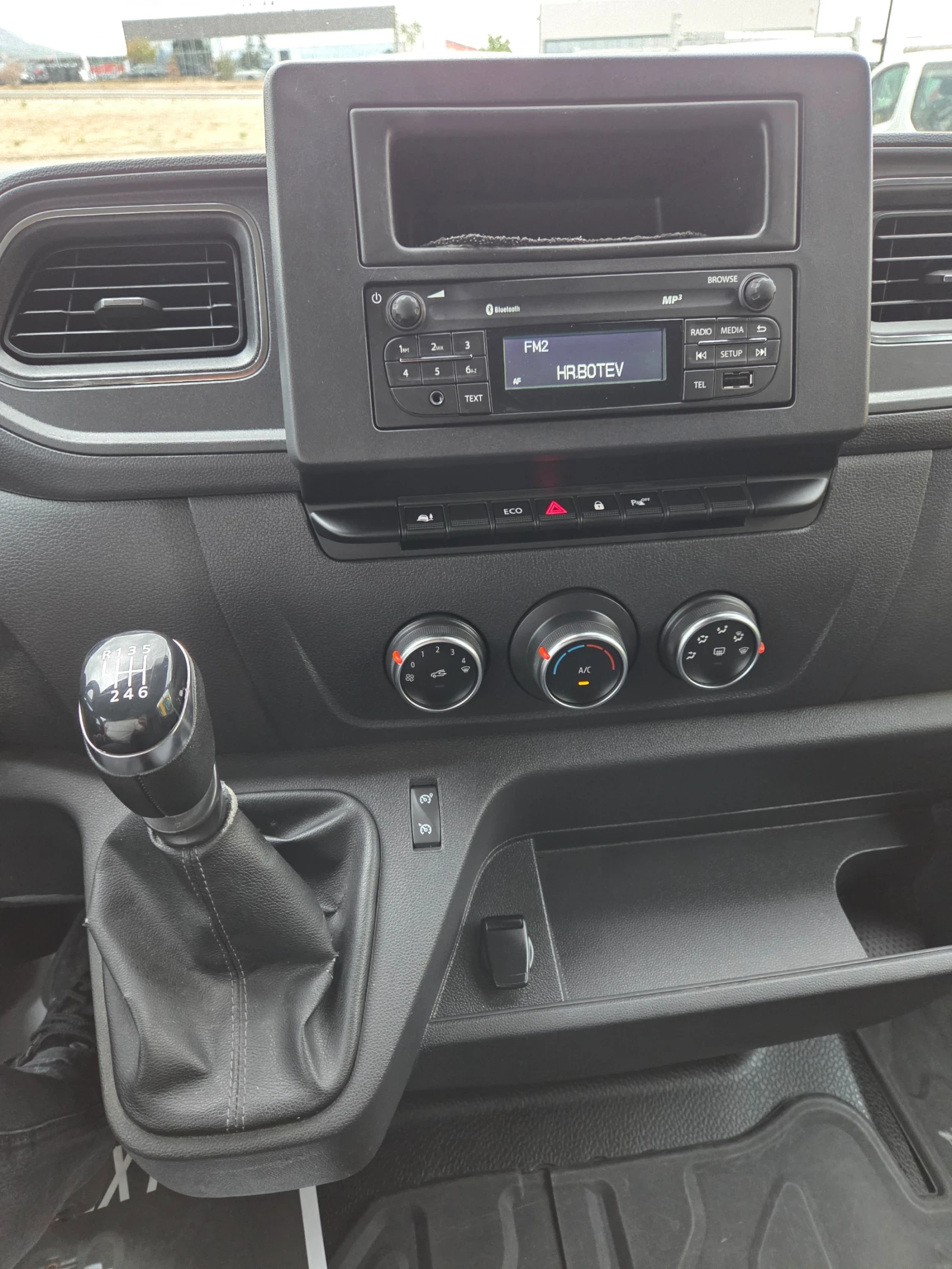 Opel Movano 2.3D климатик топ 2-броя, снимка 15 - Бусове и автобуси - 56274577
