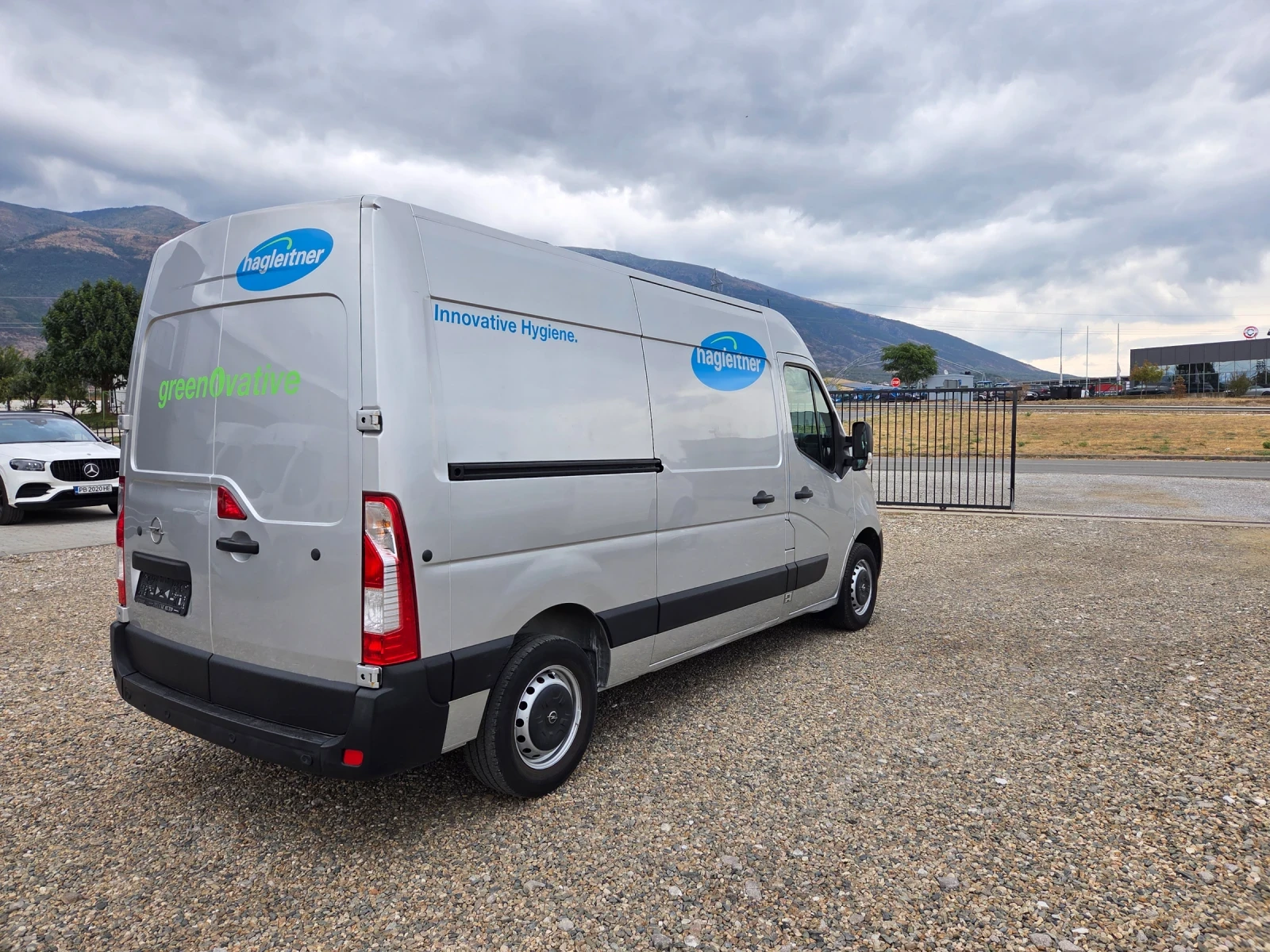 Opel Movano 2.3D климатик топ 2-броя, снимка 7 - Бусове и автобуси - 56274577