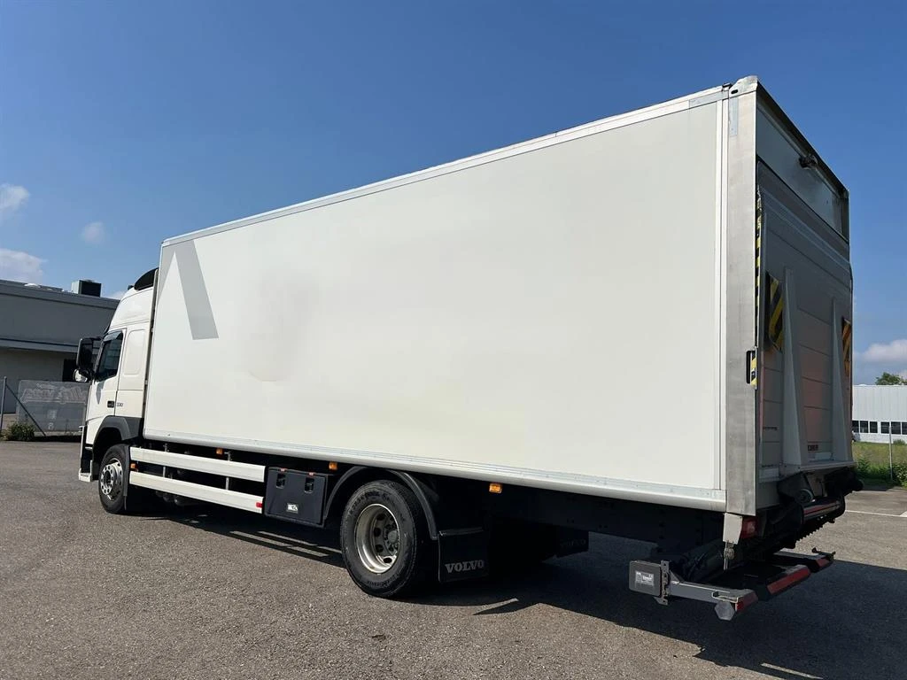 Volvo Fm 330 - изображение 5
