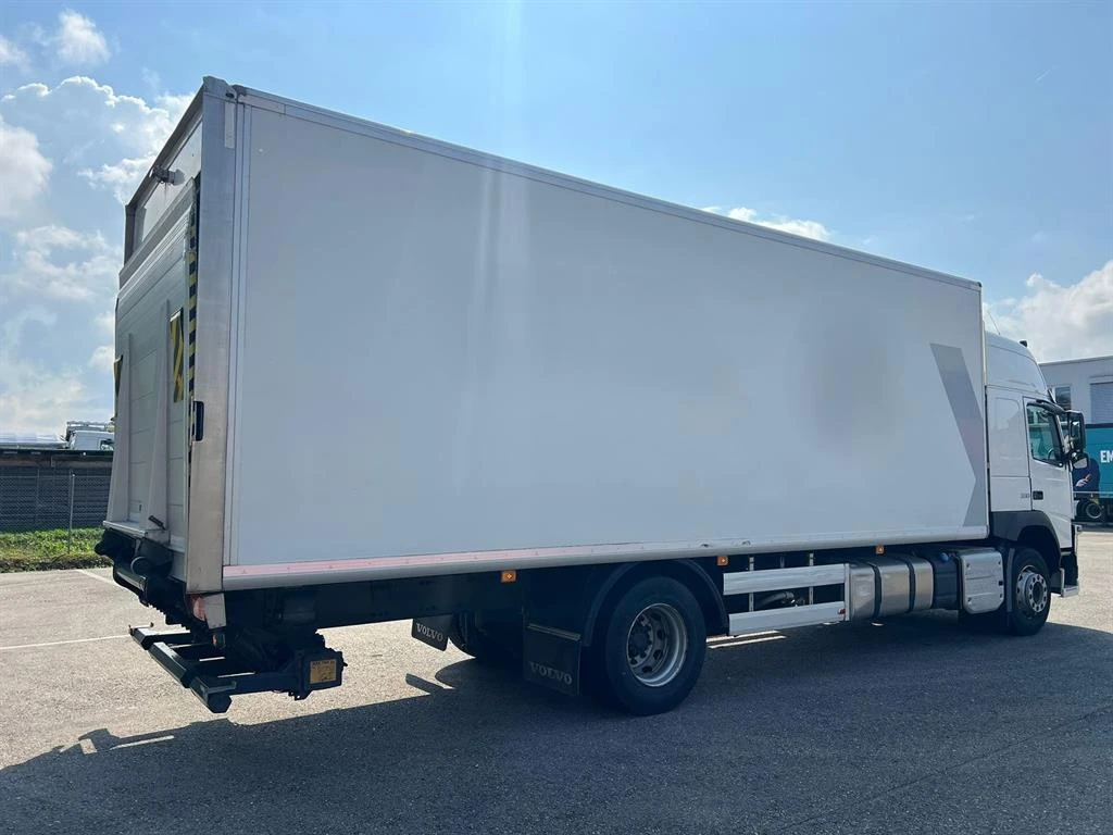 Volvo Fm 330 - изображение 3