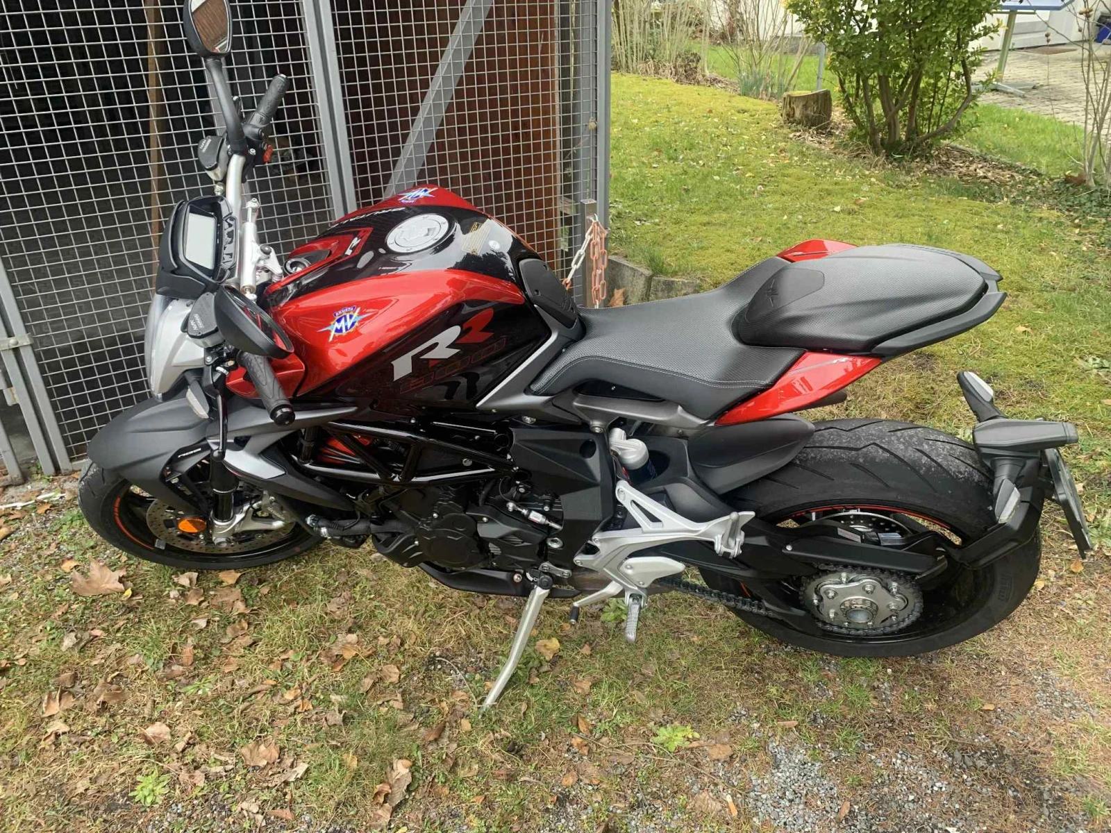 MV Agusta Brutale, снимка 8 - Мотоциклети и мототехника - 53819102