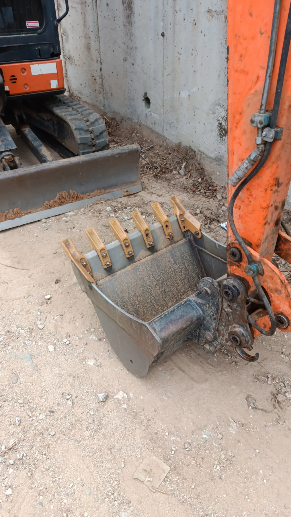 Багер Hitachi Zx38u Климатик  - изображение 2
