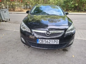 Opel Astra ASTRA SPORTS TOURER, снимка 1