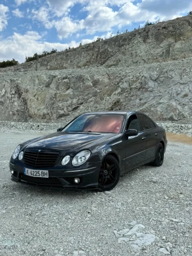 Mercedes-Benz E 320, снимка 2