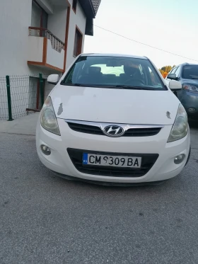 Hyundai I20, снимка 5