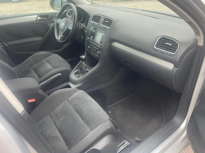 VW Golf 1.4 TSI, снимка 7 - Автомобили и джипове - 45674397