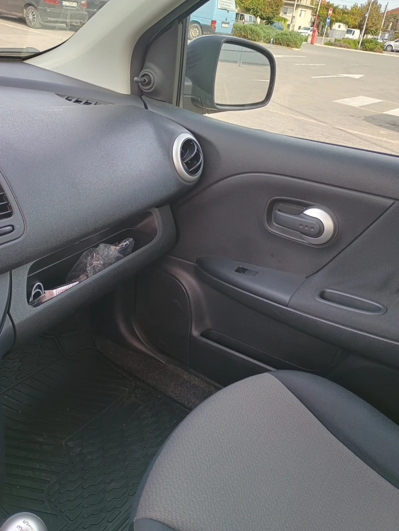 Nissan Note 1.4, снимка 9 - Автомобили и джипове - 47523029