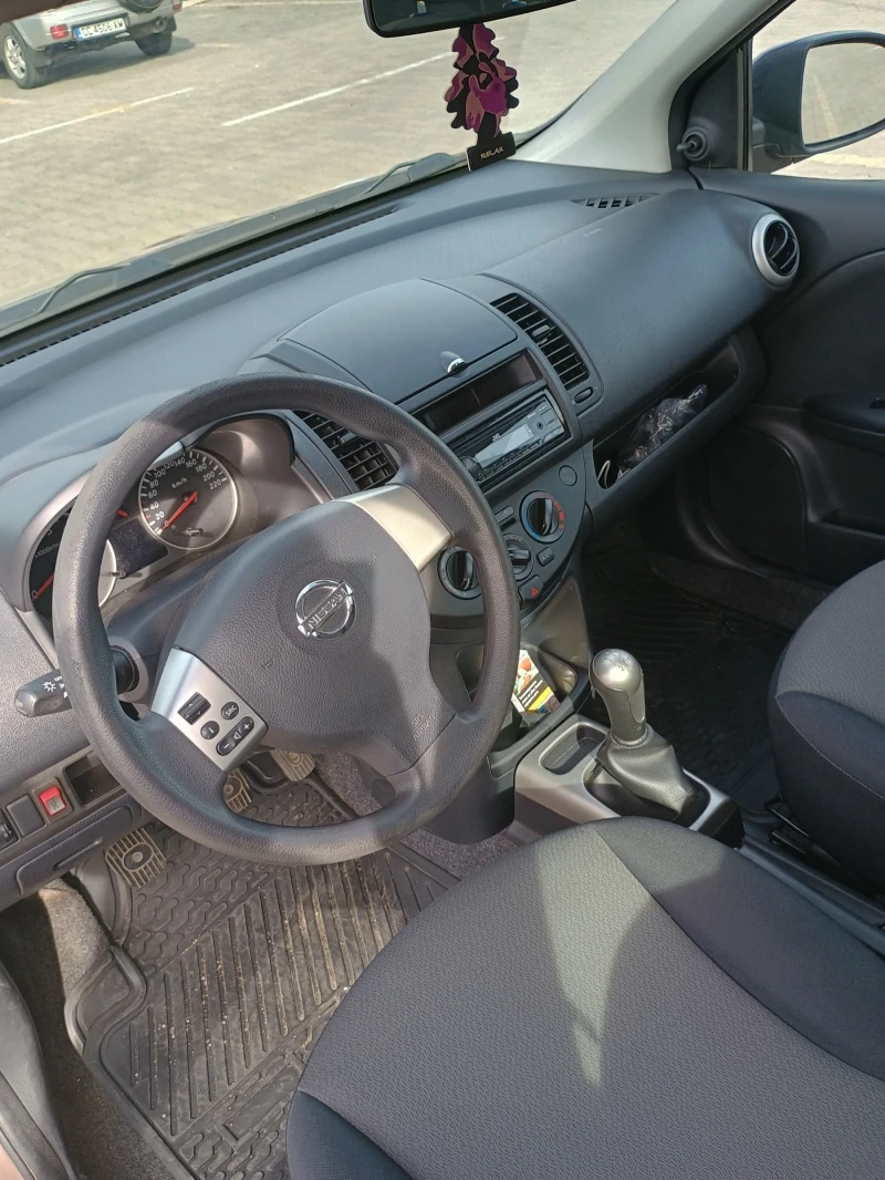 Nissan Note 1.4, снимка 6 - Автомобили и джипове - 47523029