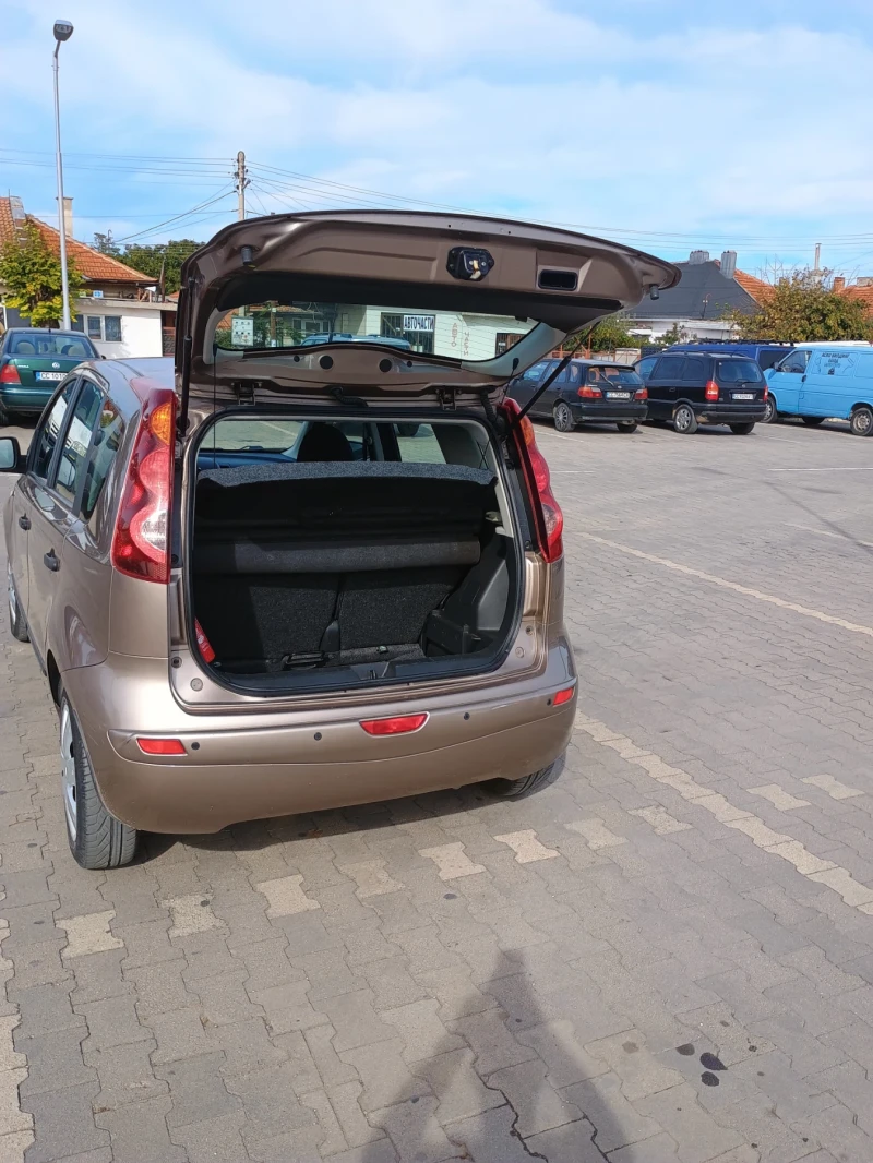 Nissan Note 1.4, снимка 13 - Автомобили и джипове - 47523029