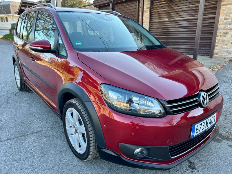 VW Touran CROSS 1.4TSI, снимка 2 - Автомобили и джипове - 48089508