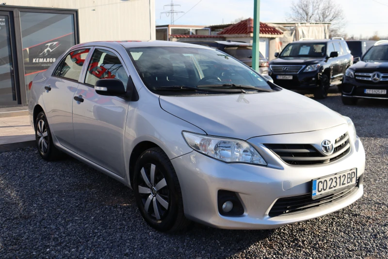 Toyota Corolla 1.4d-4d, снимка 2 - Автомобили и джипове - 48245443