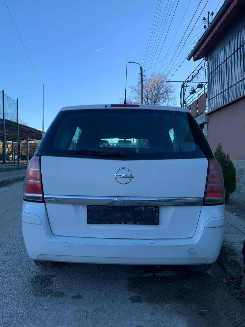 Opel Zafira 1.6, снимка 5 - Автомобили и джипове - 48773711