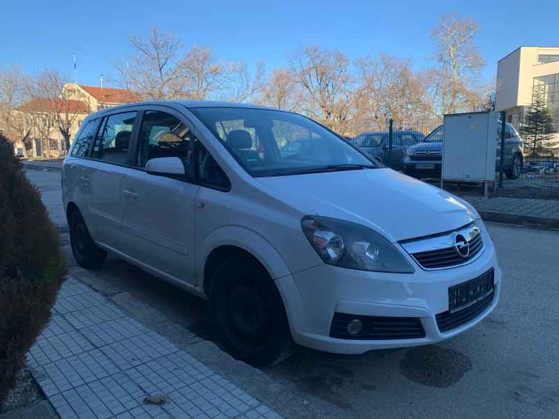 Opel Zafira 1.6, снимка 2 - Автомобили и джипове - 48773711