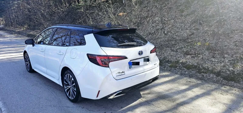 Toyota Corolla Hybrid* Facelift* Full* New-2025!, снимка 9 - Автомобили и джипове - 49401828