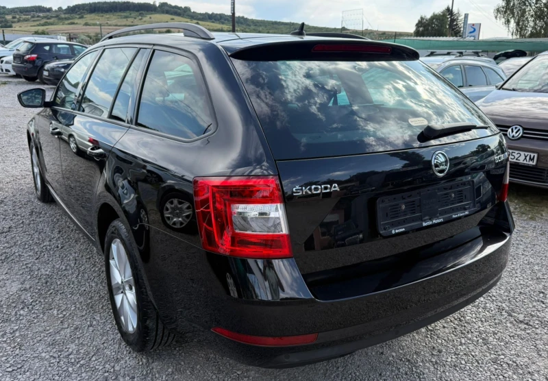 Skoda Octavia 1.6TDI* Automat* Navi* Facelift* КАТО НОВА* , снимка 7 - Автомобили и джипове - 51375950
