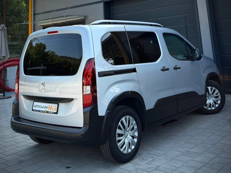 Peugeot Rifter 1.5 HDI * LaneAssist* NAVI* CarPlay* , снимка 6 - Автомобили и джипове - 51582317