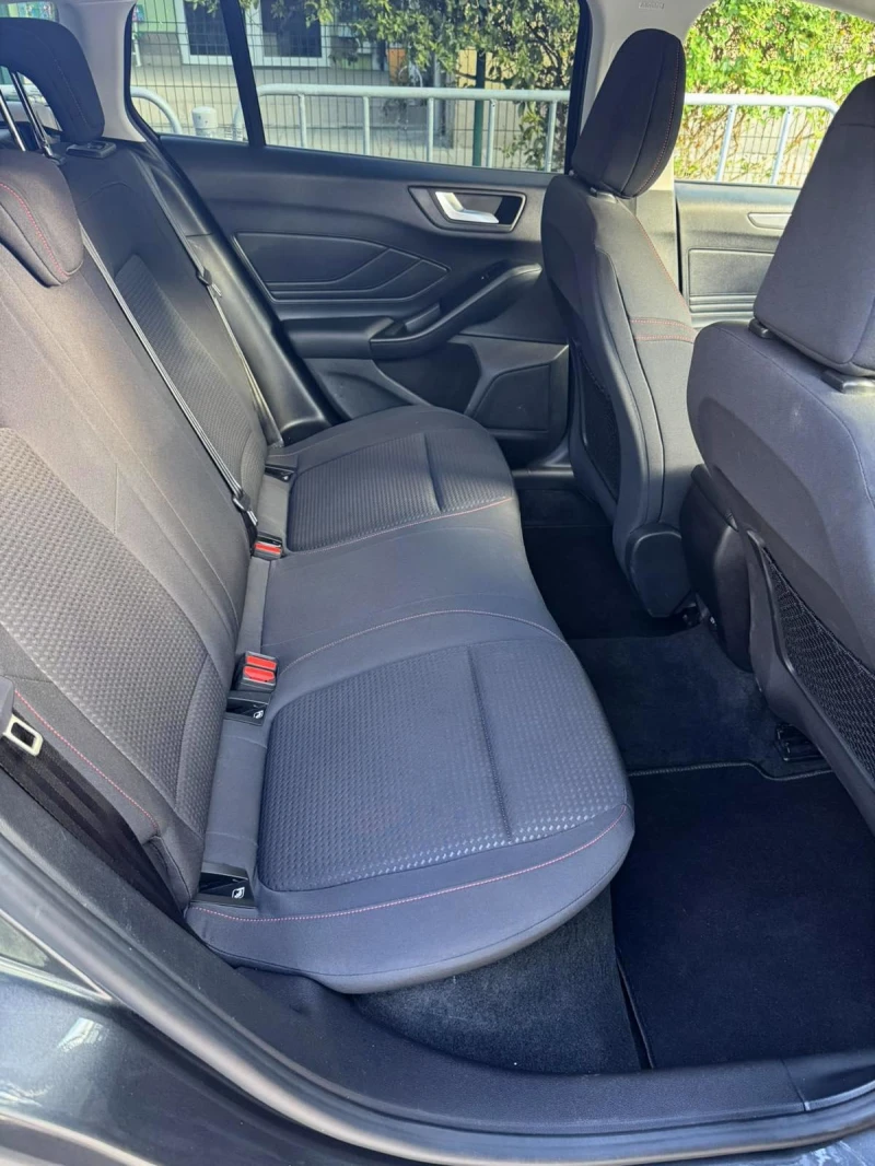 Ford Focus 2.0 TDCI 150 HP, снимка 6 - Автомобили и джипове - 52284492
