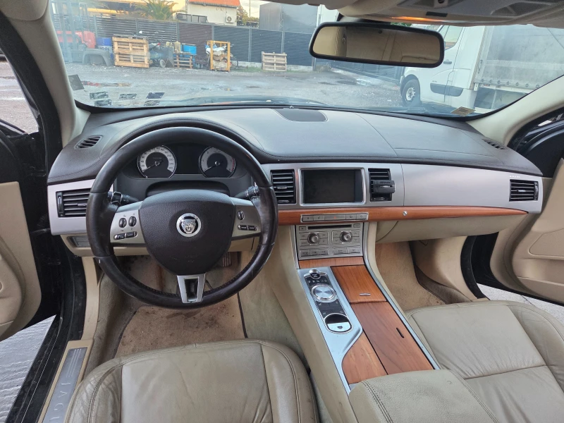 Jaguar Xf 3.0D, снимка 2 - Автомобили и джипове - 52202115