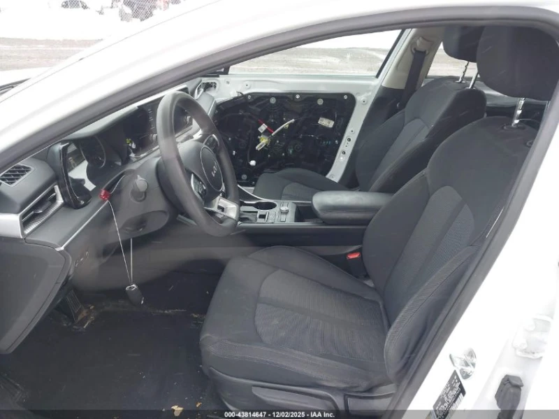 Kia K5 1.6L I-4 DI, DOHC, VVT, TURBO, 180HP Front Wheel, снимка 12 - Автомобили и джипове - 52914189