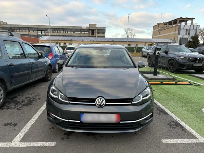 VW Golf HIGHLINE  KEYLESS LED CARPLAY, снимка 2 - Автомобили и джипове - 53134961