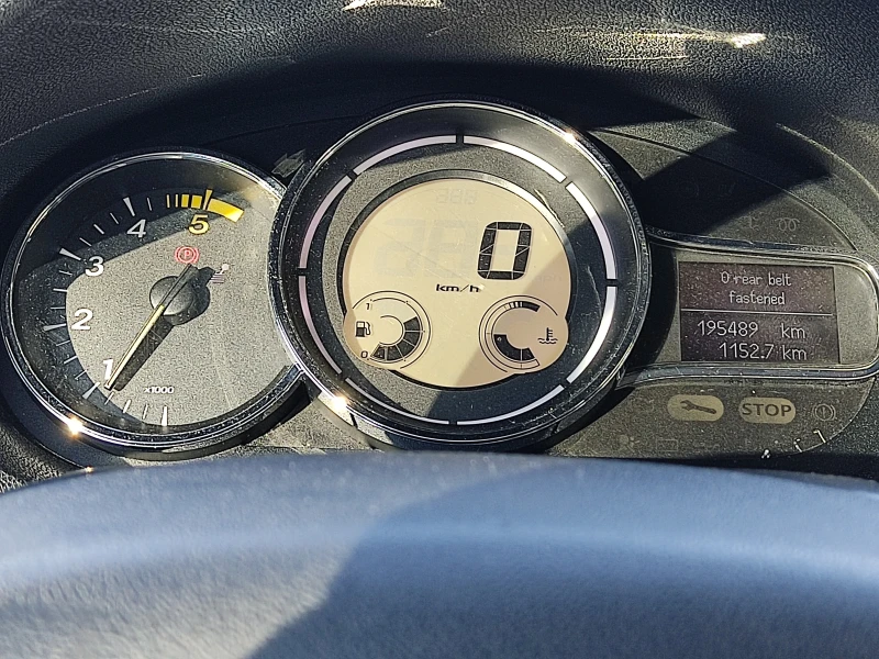 Renault Megane, снимка 14 - Автомобили и джипове - 53419950