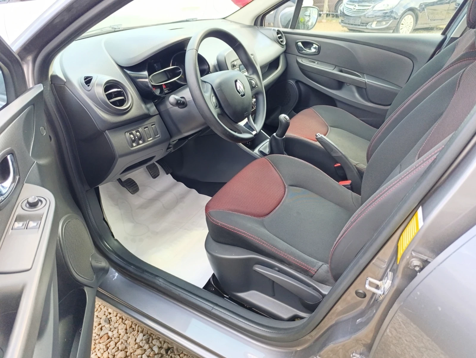 Renault Clio  BENZIN - изображение 9