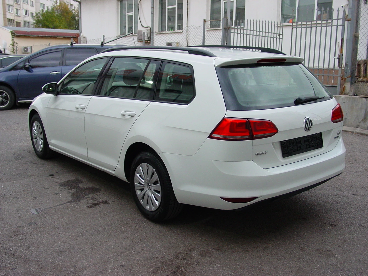 VW Golf 7 - 1.6 TDI - BlueMotion - изображение 3