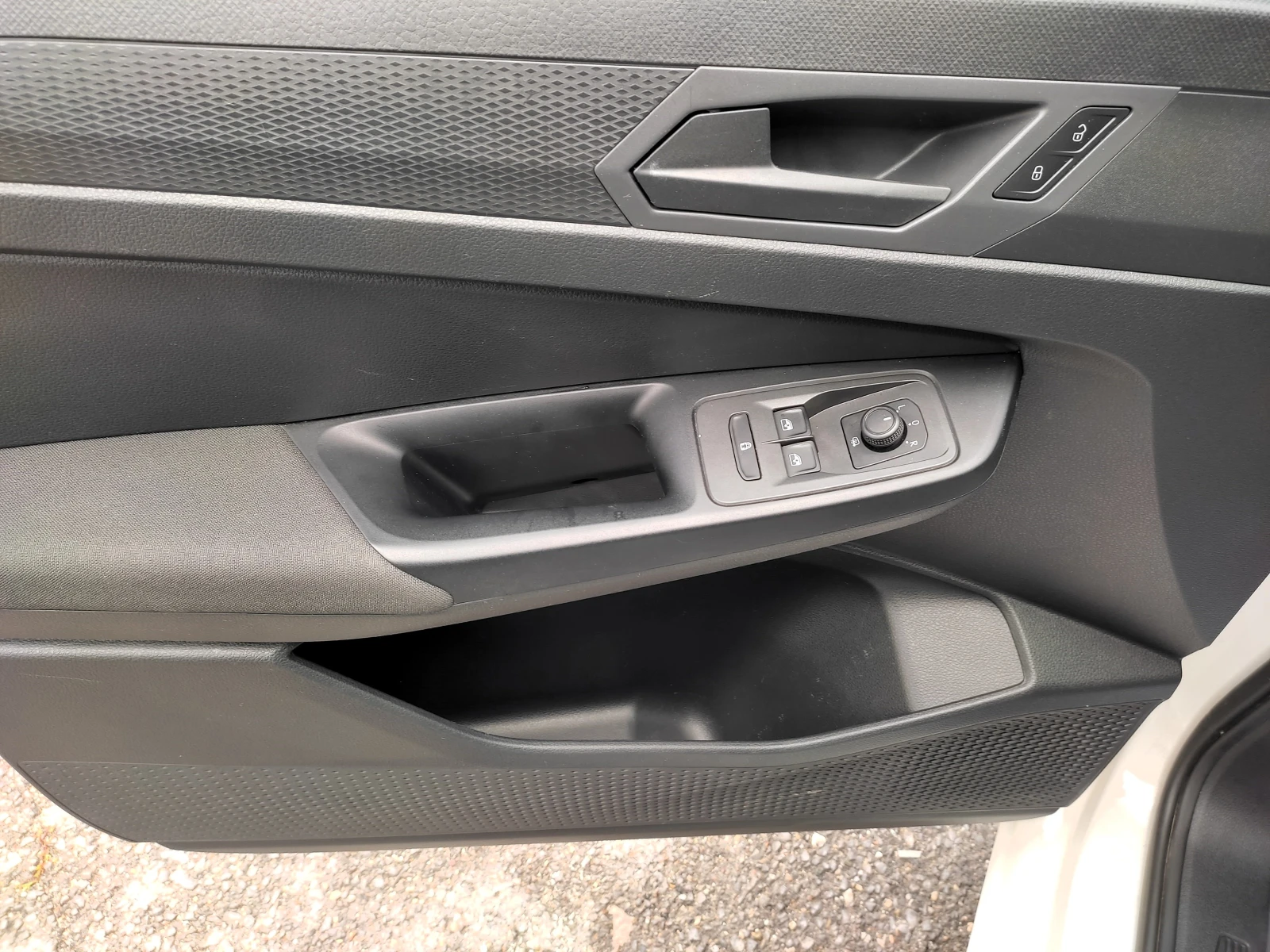 VW Caddy 2.0 TDI 5  | Mobile.bg   13