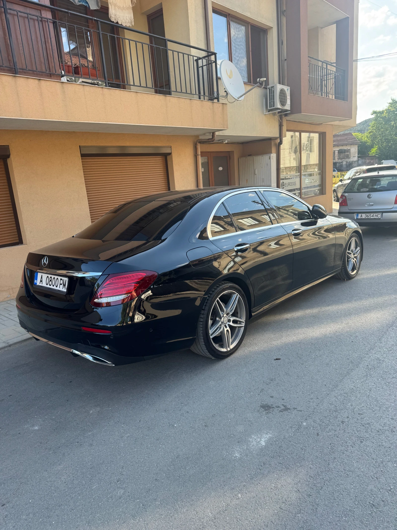 Mercedes-Benz E 220  - изображение 5