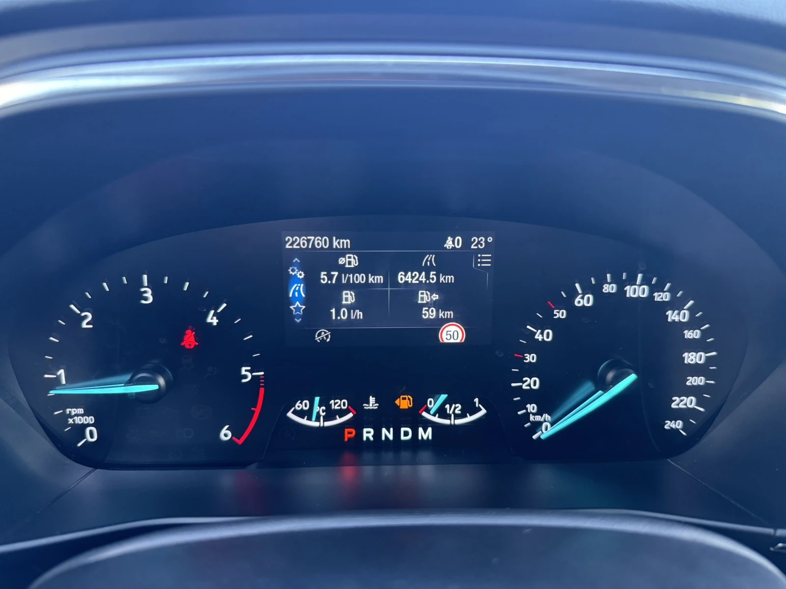 Ford Focus 2.0 TDCI 150 HP - изображение 8